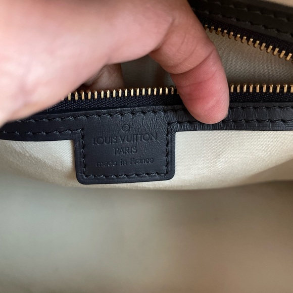 👜👖✨Authentic Louis Vuitton Denim Handbag ✨👖👜 - Picture 7 of 10